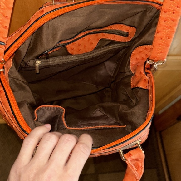Faux Ostrich leather bag ; really is gorges made in China - Picture 11 of 17